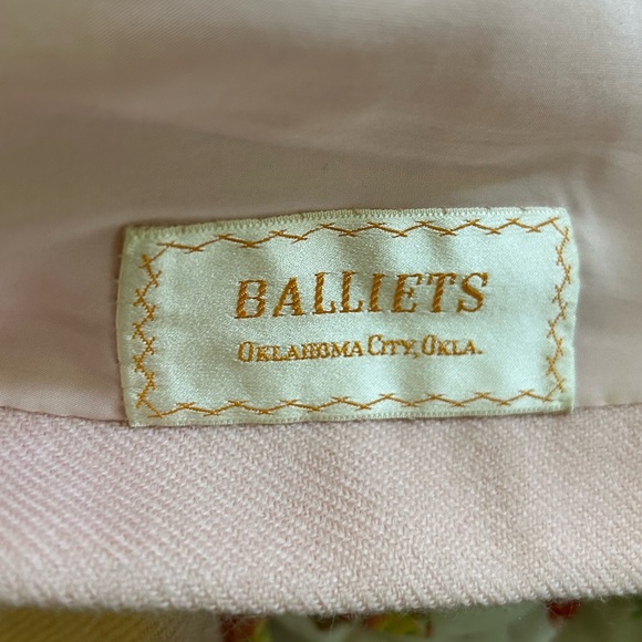 Norman Norell 3 pc vintage wool dress & sleeveless overtop, blazer,scarf. Lined. - Picture 5 of 10